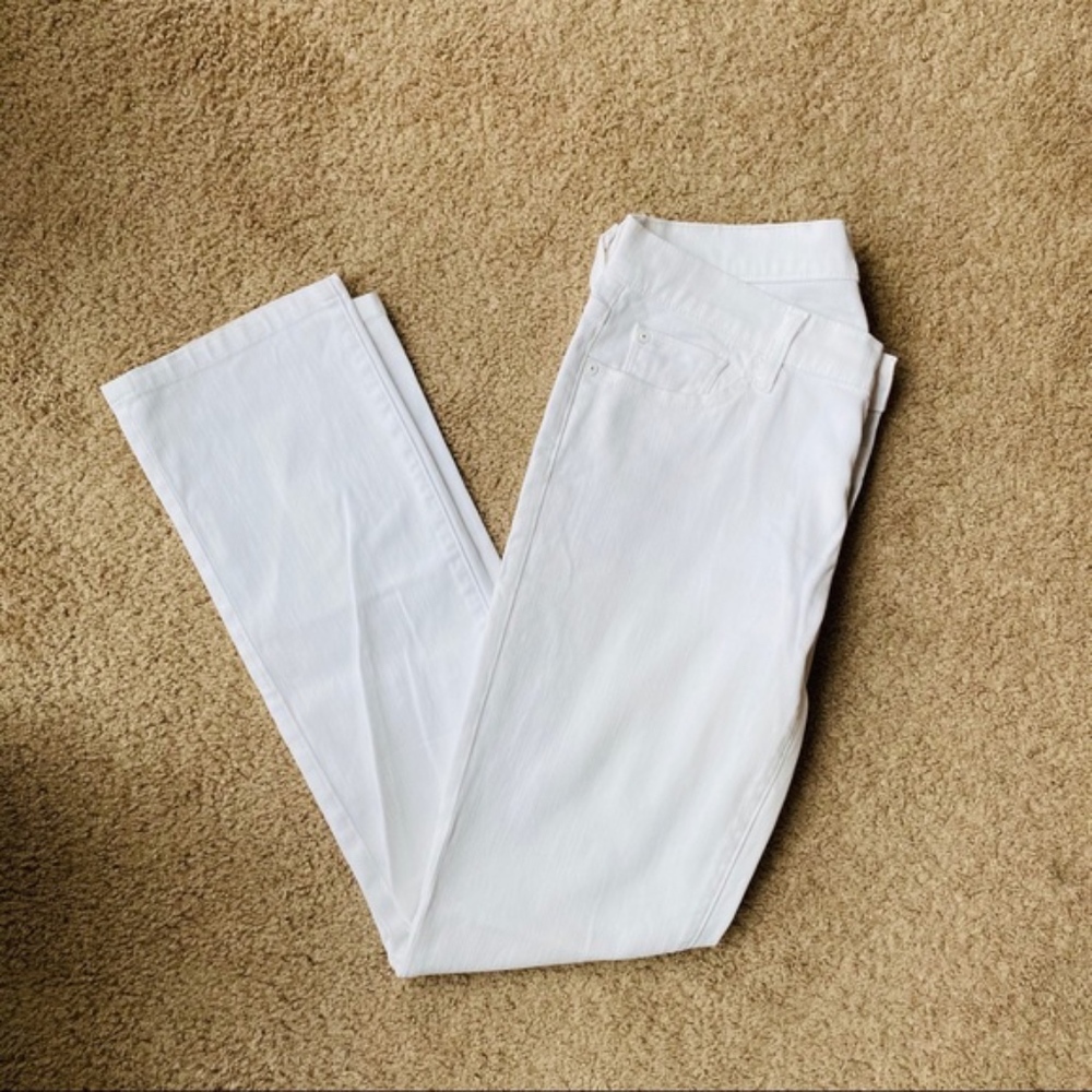 Seven Jeans White Classic Straight Leg Siz…